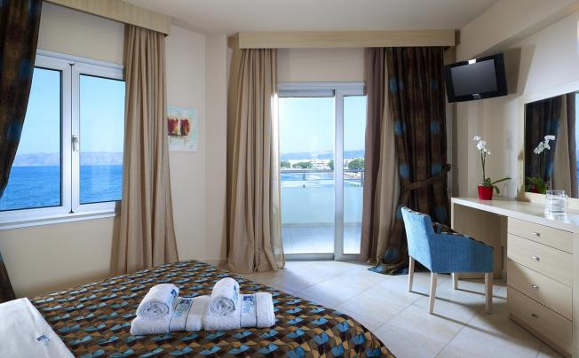 Фото отеля Molos Bay Hotel