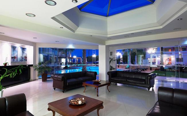 Фото отеля Molos Bay Hotel