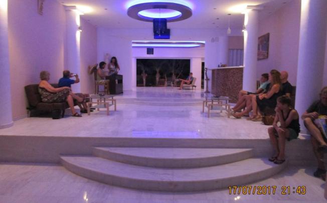 Фото отеля Saint Konstantin Beach Apartments