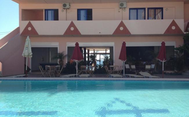 Фото отеля Saint Konstantin Beach Apartments