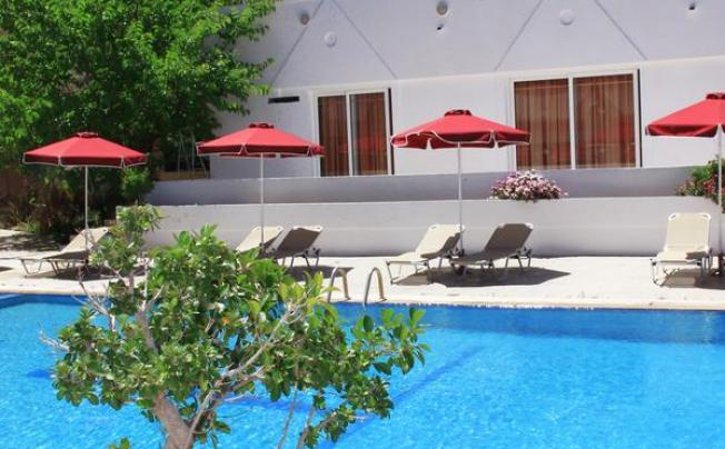 Фото отеля Saint Konstantin Beach Apartments