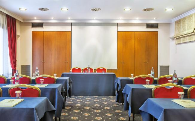 Фото отеля Minerva Premier Hotel