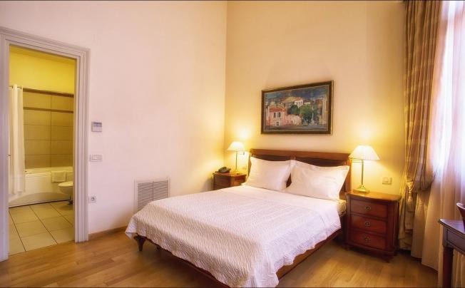 Фото отеля Xenon Inn Hotel