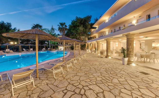 Фото отеля Vasilikos Beach Hotel 