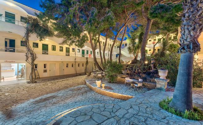 Фото отеля Vasilikos Beach Hotel 