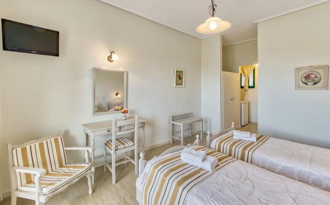 Фото отеля Vasilikos Beach Hotel 