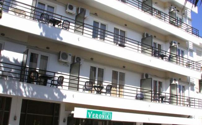 Фото отеля VERONIKI HOTEL