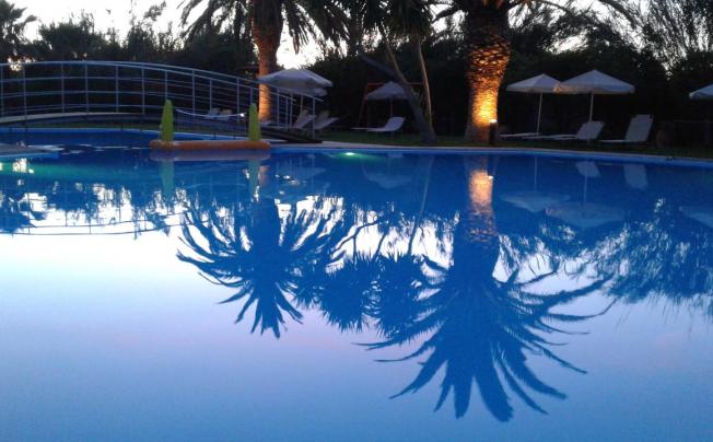 Фото отеля May Beach Hotel