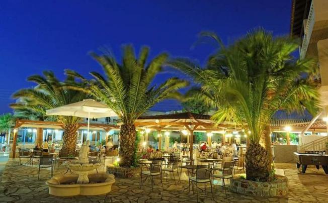 Фото отеля Sofokles Beach Hotel