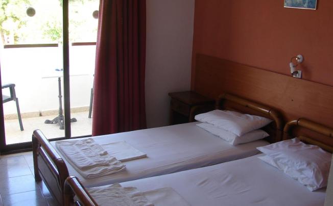 Фото отеля Apostolis Studios Apartments