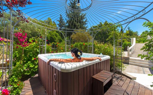 Фото отеля Villa Small Paradise