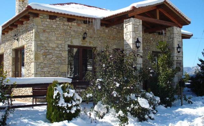 Фото отеля CHALET GEORGIOS V APT