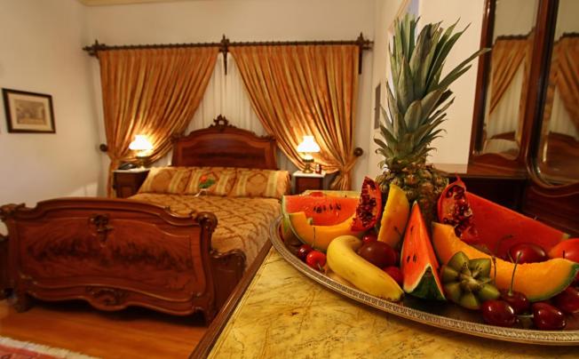 Фото отеля Argentikon Luxury Suites 