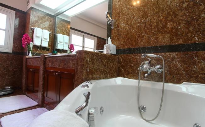 Фото отеля Argentikon Luxury Suites 
