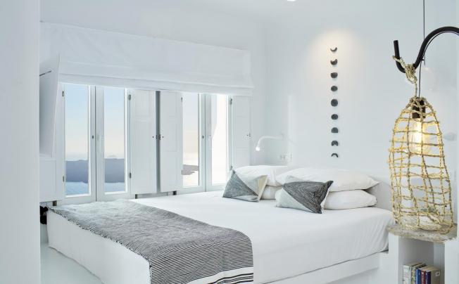 Фото отеля Cosmopolitan Suites Hotel