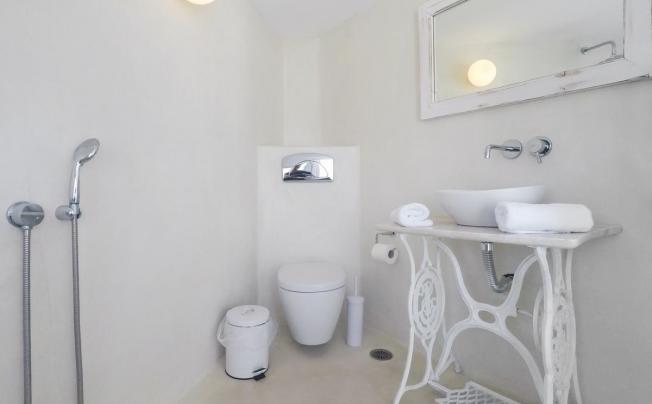 Фото отеля Kouros Home & Suites