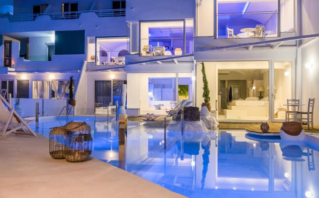 Фото отеля Kouros Home & Suites