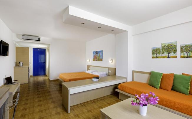 Фото отеля Ekaterini Hotel 