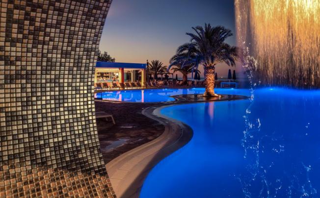 Фото отеля Mareblue beach resort