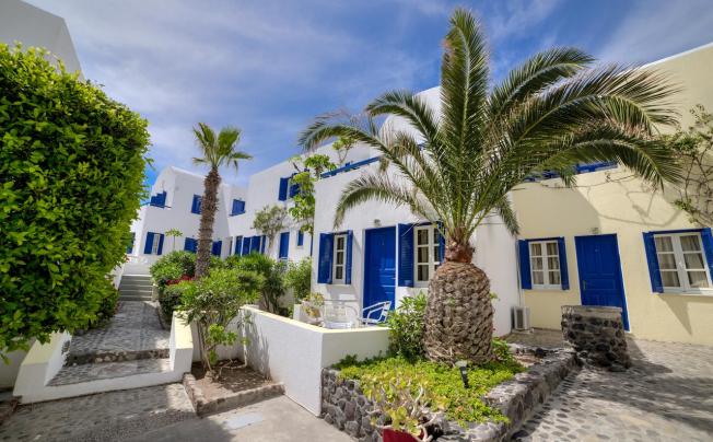 Фото отеля SCORPIOS BEACH HOTEL APARTMENTS & STUDIOS