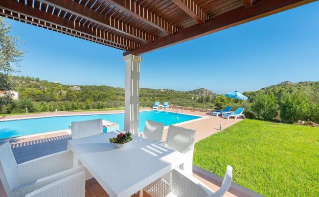 Фото отеля SEVEN SPRING VILLAS