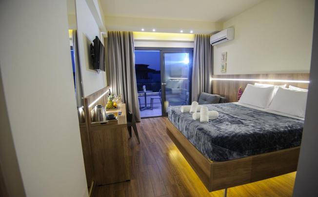 Фото отеля Yakinthos Hotel