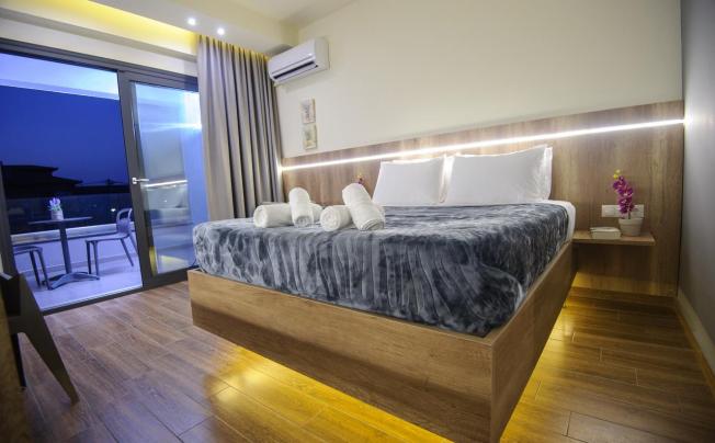 Фото отеля Yakinthos Hotel