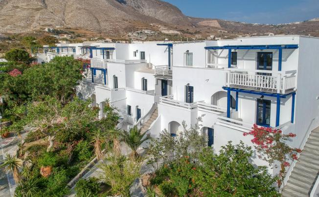 Фото отеля Rivari Santorini Hotel