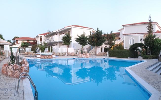 Фото отеля Louros Beach Hotel & Spa