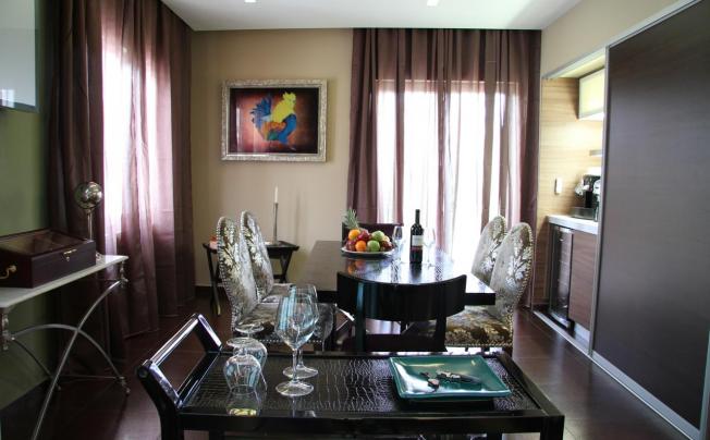 Фото отеля Andromeda De Luxe Suites