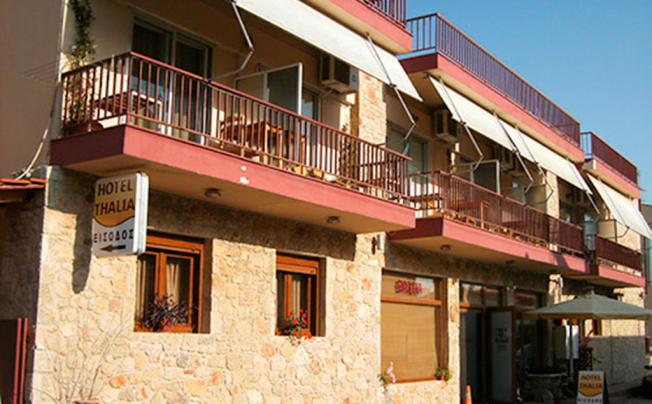 Фото отеля Thalia Apartments