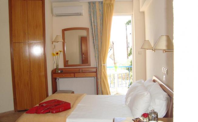 Фото отеля Iraklitsa Beach Hotel