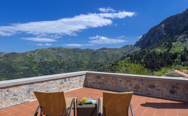 Фото отеля Apirathes Villa Zourva