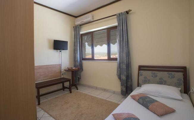 Фото отеля METHONI BEACH HOTEL