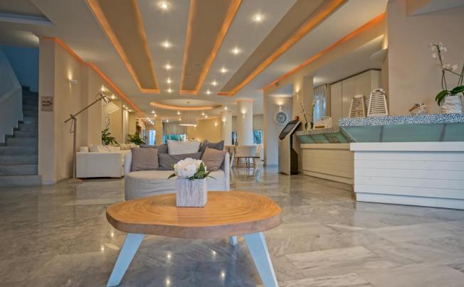 Фото отеля Nefeli Hotel Platanes