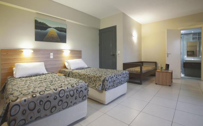 Фото отеля LA STELLA APARTMENTS & SUITES