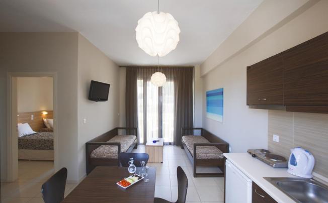 Фото отеля LA STELLA APARTMENTS & SUITES