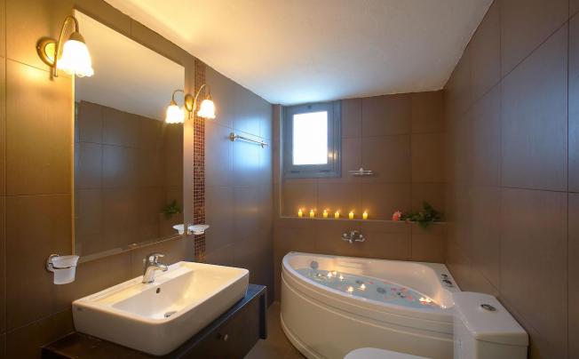 Фото отеля LA STELLA APARTMENTS & SUITES