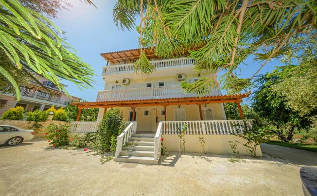 Фото отеля VILLA GEORGIA