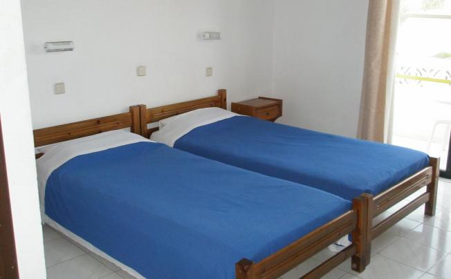 Фото отеля Dolphin Apartments