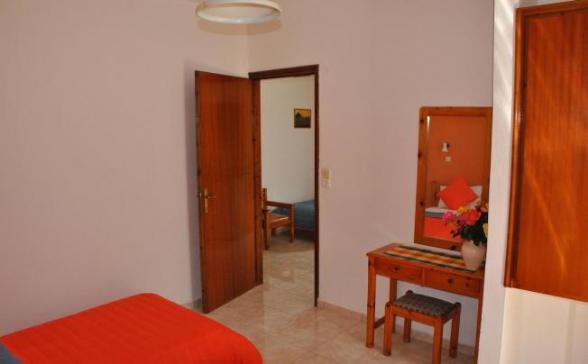 Фото отеля STERGIA APARTMENTS