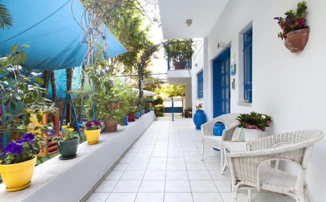 Фото отеля Daphnes Club Hotel Apartments 
