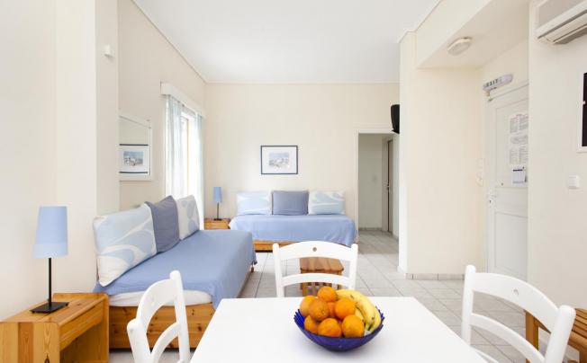 Фото отеля Daphnes Club Hotel Apartments 