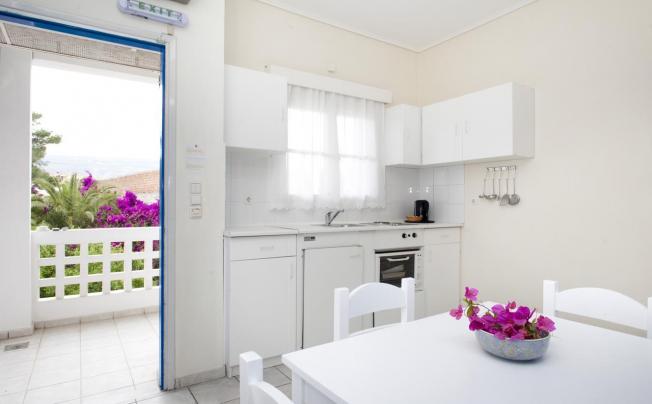 Фото отеля Daphnes Club Hotel Apartments 