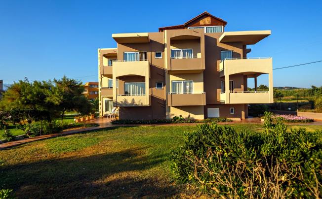Фото отеля MATZI HOTEL APARTMENTS