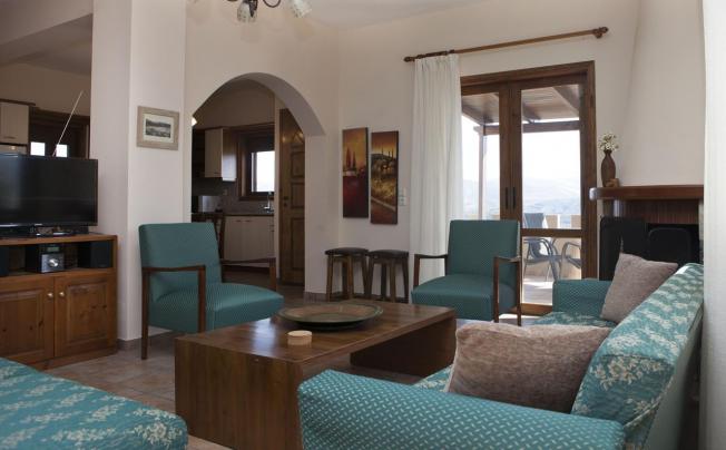 Фото отеля AORI HILLSIDE VILLA