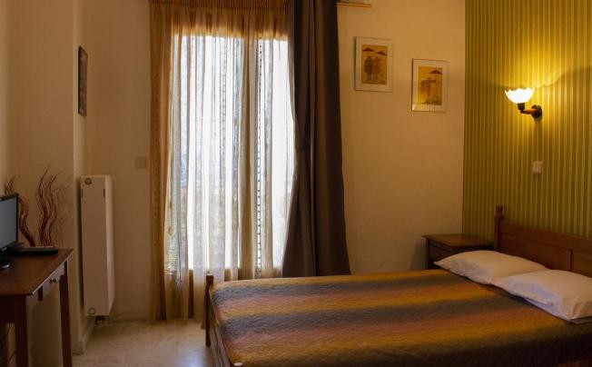 Фото отеля Zephyros Hotel POLYCHRONO 