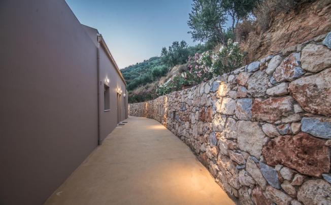 Фото отеля AKSOS SUITES ACCESSIBLE ACCOMMODATION