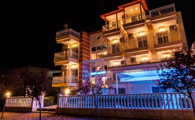 Фото отеля Calypso Hotel Apartments