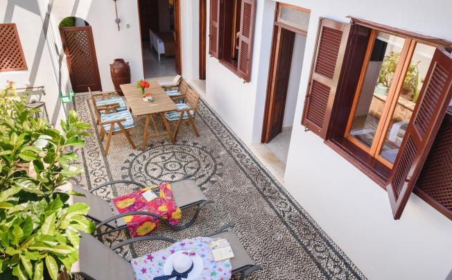 Фото отеля Thea Villas and Suite